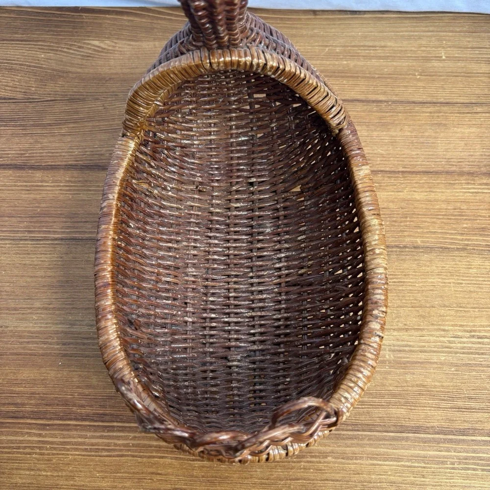 Vintage Wicker Duck Shaped Basket Handwoven Rattan Decorative Tray 8